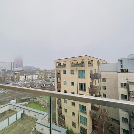 Luxurious Comfy Penthouse - Steps To East Croydon Train Station - Views Apartment Luaran gambar